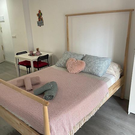 Joan Miro Apartman Torremolinos Kültér fotó